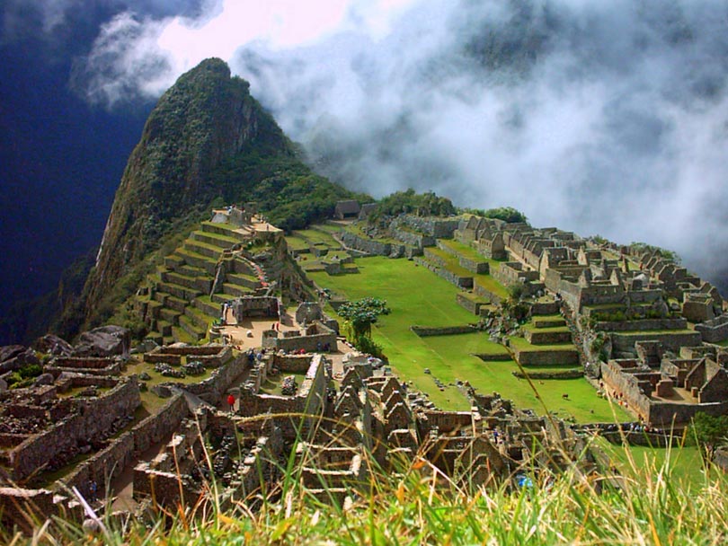 machu-picchu-peru machu picchu peru