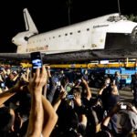 Fotogalería del transbordador Endeavour recorriendo las calles de California endeavour feat