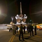 Fotogalería del transbordador Endeavour recorriendo las calles de California la me shuttle1012 1 sh