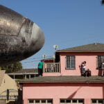 Fotogalería del transbordador Endeavour recorriendo las calles de California shuttle d2 38