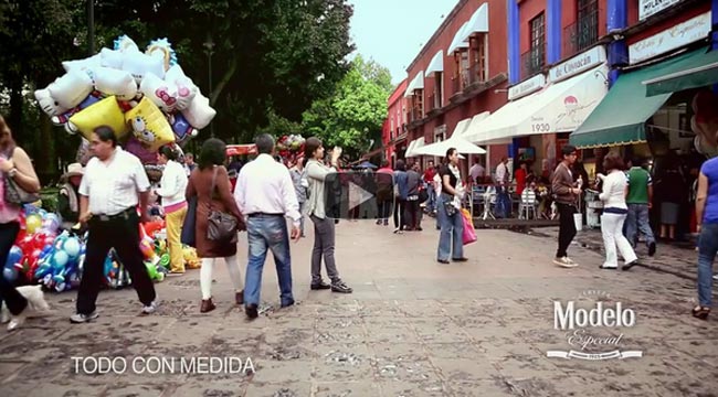 Oda de Cerveza Modelo a las tradiciones mexicanas con dedicación especial modelo oda