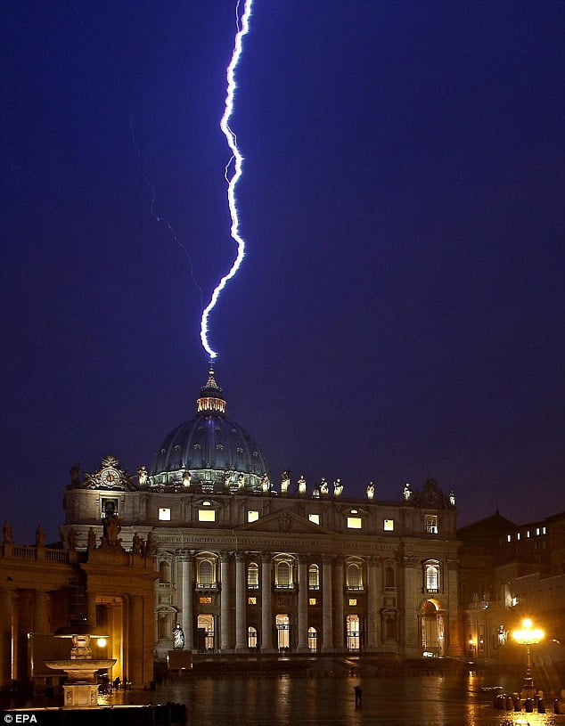 rayo-vaticano rayo vaticano