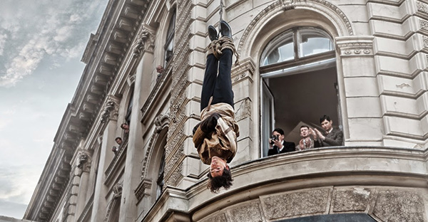Adrien Brody realiza una excelente interpretación de Houdini Adrien Brody as Harry Houdini