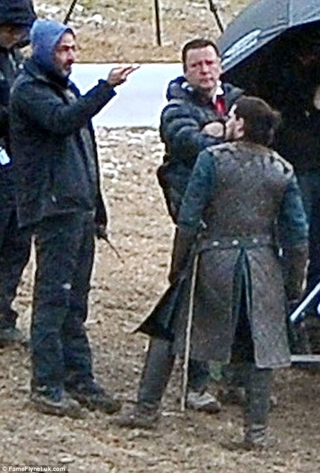 Fotografían a Kit Harington caracterizado de Jon Snow jon snow belfast