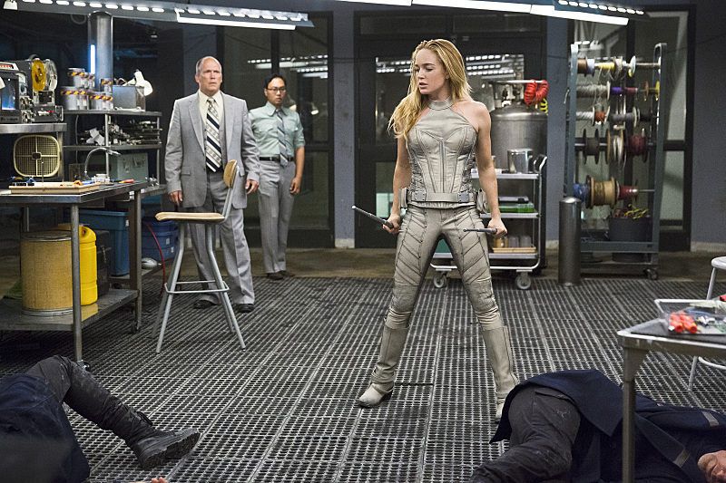 DC's Legends of Tomorrow -- "Pilot, Part 2" -- Image LGN102a_0292b -- Pictured: Caity Lotz as Sara Lance/White Canary -- Photo: Jeff Weddell/The CW -- Ã‚Â© 2015 The CW Network, LLC. All Rights Reserved.
