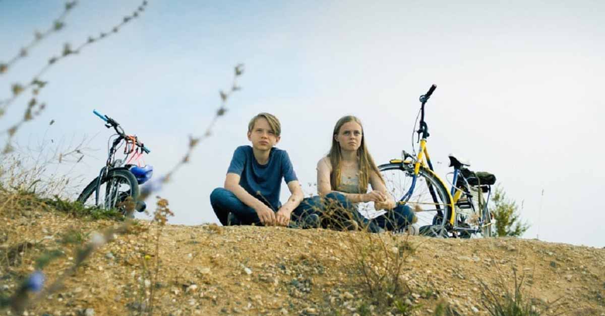 Reseña de Demasiado Lejos (Zu weit weg) Demasiado Lejos Too Far Away Ben