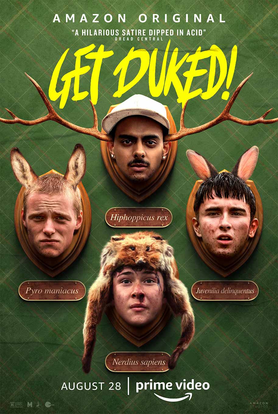 Cuatro amigos se involucran en un juego peligroso en GET DUKED! ged duked poster