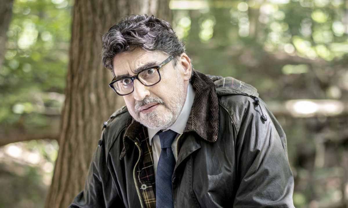 Alfred Molina Three Pines Serie