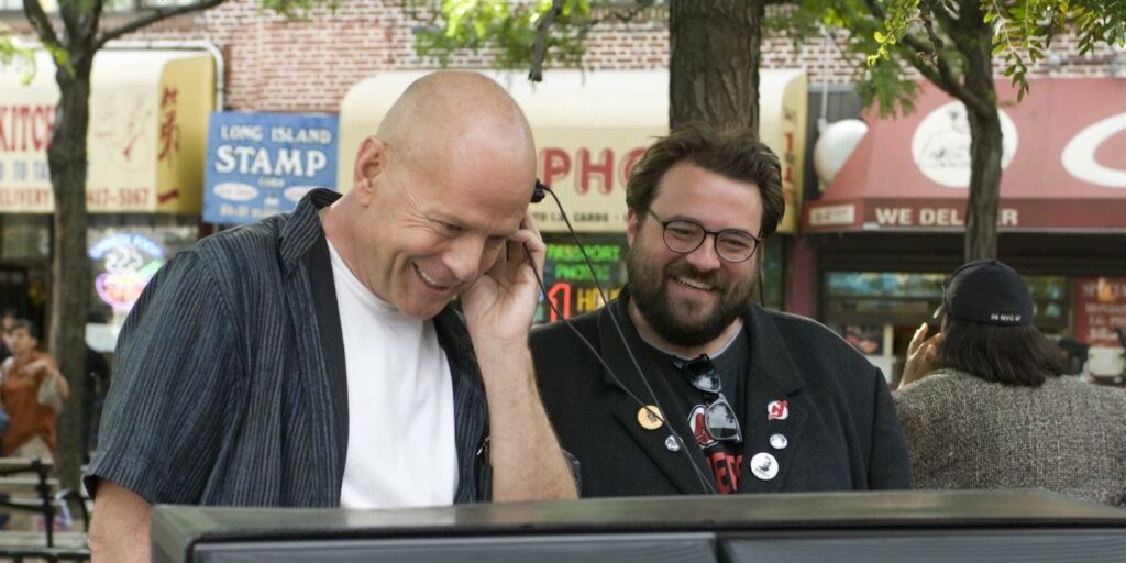 Bruce Willis and Kevin Smith in Cops Out