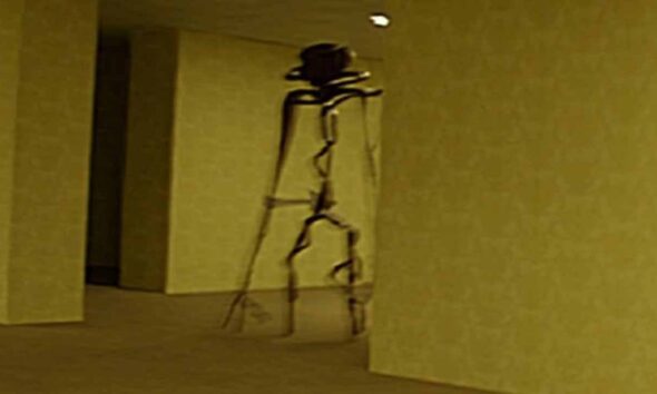 The Backrooms pelicula retrasada